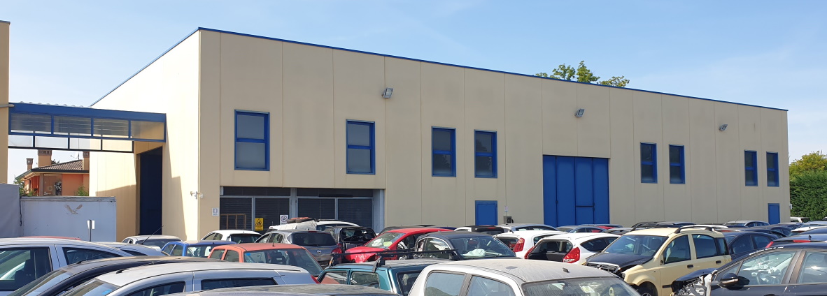 Magazzino motori - Autodemolizioni Ecostar